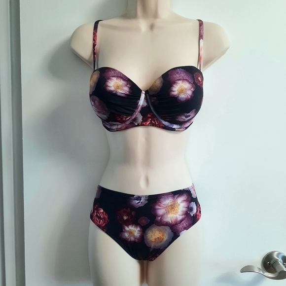 2pc LaVie en Rose Aqua Swim suite - Picture 7 of 15